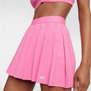 Alo Yoga Bubblegum Pink Pleated Tennis Skirt